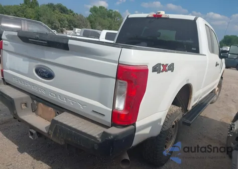 2019 Ford F250 Super Duty from USA, damaged, VIN 1FT7X2B69KEE91701